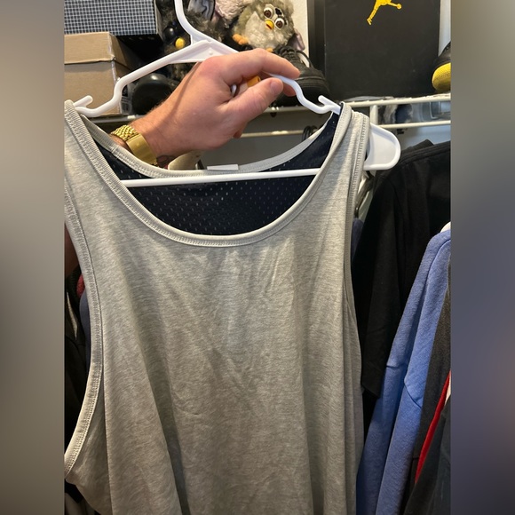 Champion tank top XL - Picture 7 of 8